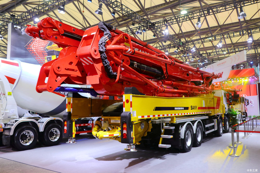 Mercedes-Benz 8x4 Concrete Pump Truck