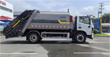 Dongfeng Da Furui Ka 10.5-cubic-meter compactor garbage truck