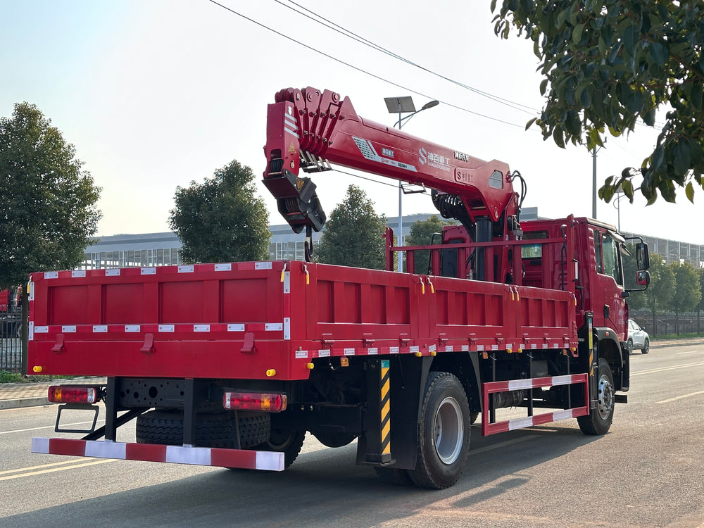 Sinotruk Howo TX 4×2 Changxing 8-ton Truck Mounted Crane