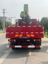 Howo Single‑axle 240HP Zoomlion 10‑ton Truck‑mounted Crane