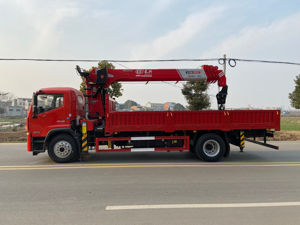 Dongfeng Dolica K9 4x2 Truck‑Mounted Crane