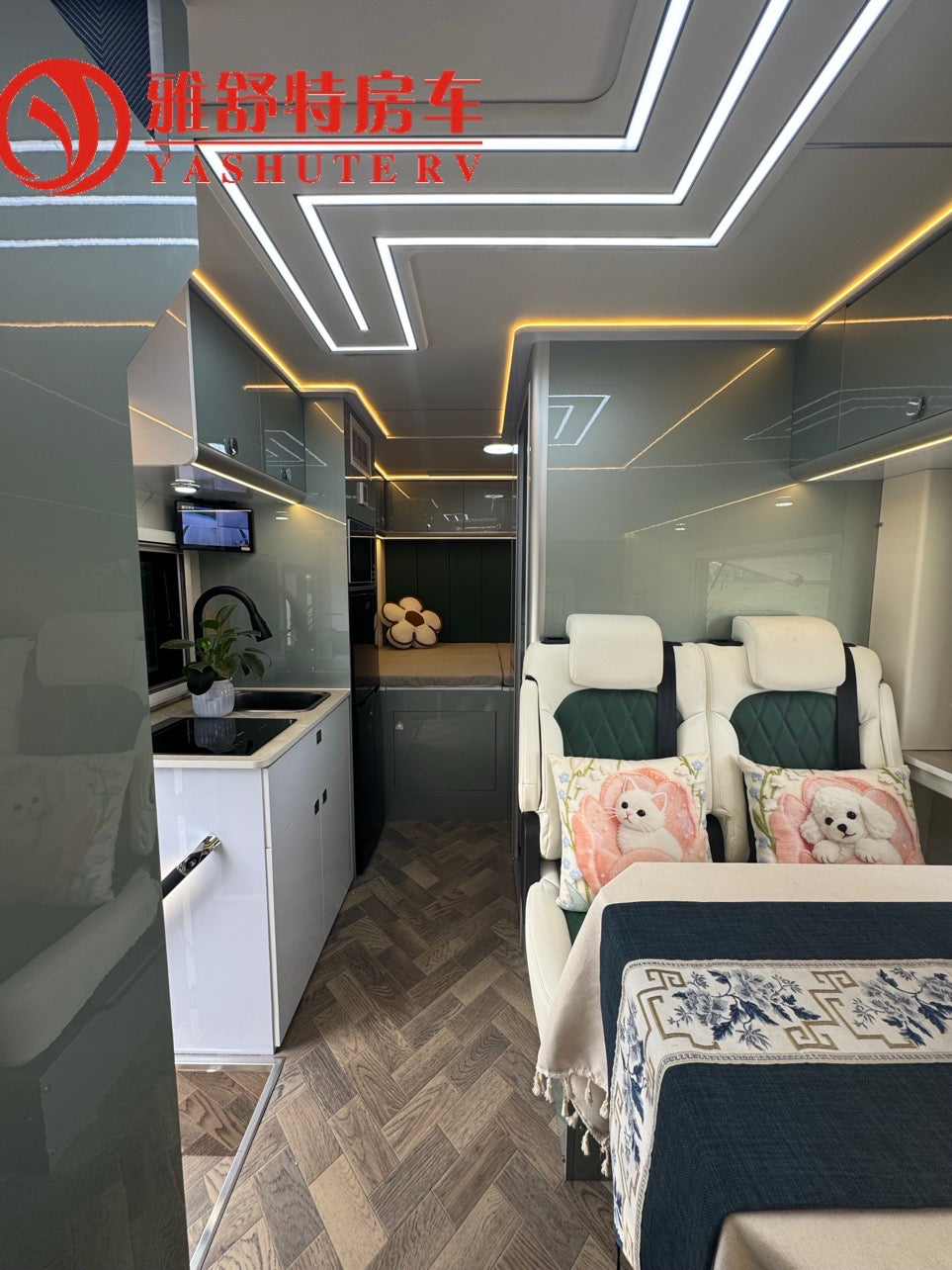 SINOTRUK HOWO PO‑R Expandable Pop‑up Motorhome