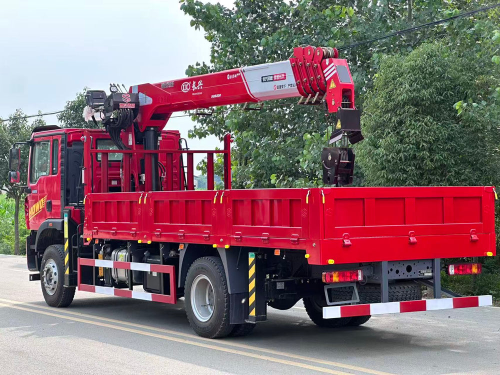 HOWO TX Single-Axle  270HP · Changxing 8-Ton Truck Crane