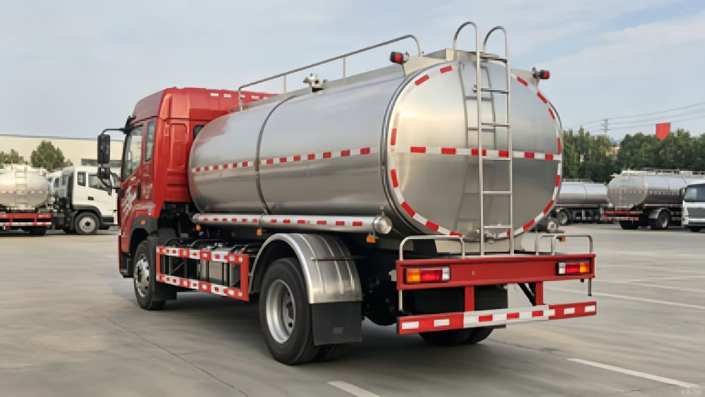 FAW Jiefang large fresh milk tank truck - rear side view