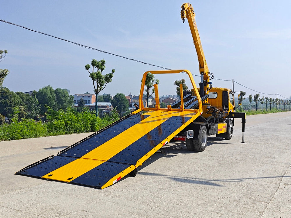 DongFeng 6T Wrecker Truck with Crane